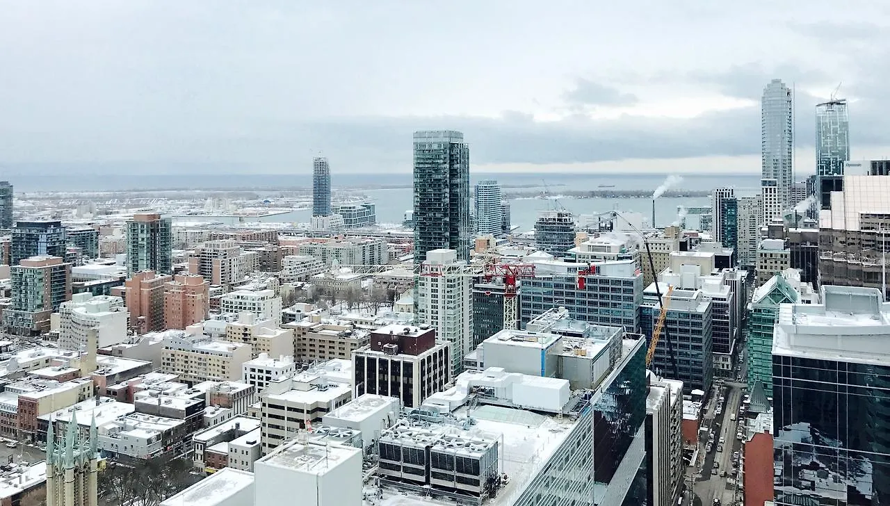 Executive High Rise Condo Toronto 0*,  Canada